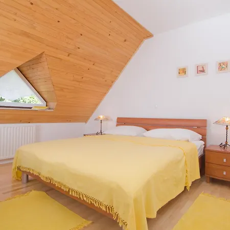 Bed and breakfast Na Kluk Idrija