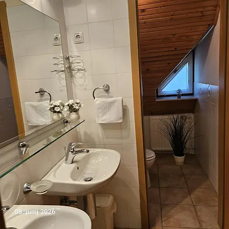Bed & Breakfast Na Kluk Idrija