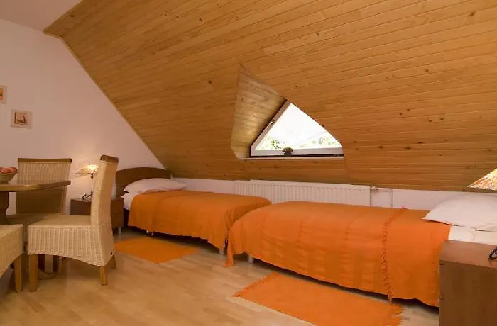 Na Kluk Bed & Breakfast Idrija